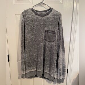 Men’s RVCA brand crew neck sweater, Size: L